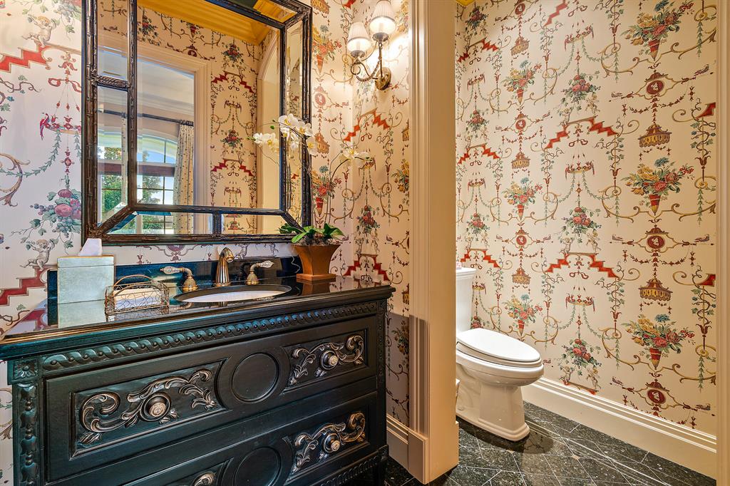 JUPITER HILLS VILLAGE PH I - Residential