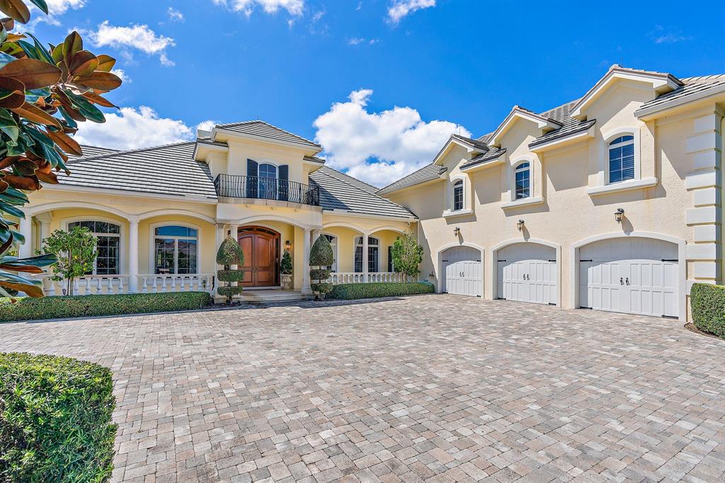 JUPITER HILLS VILLAGE PH I - Residential