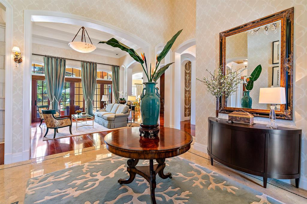 JUPITER HILLS VILLAGE PH I - Residential