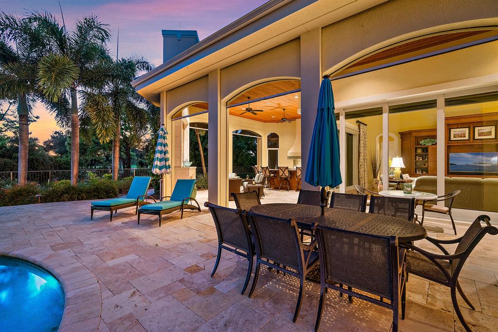 JUPITER HILLS VILLAGE PH I - Residential