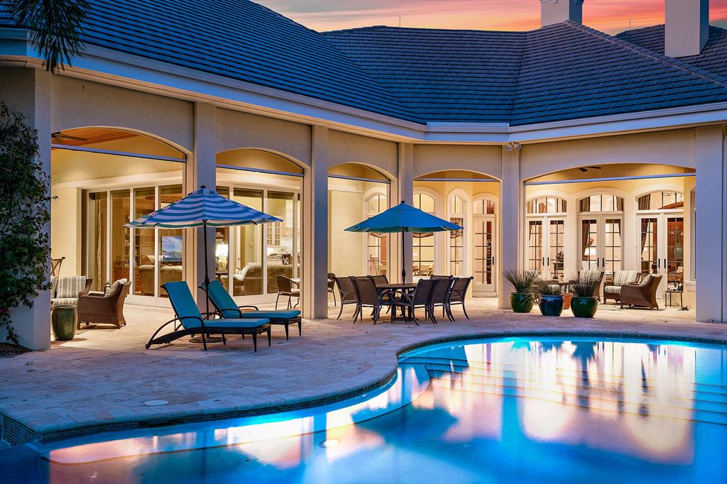 JUPITER HILLS VILLAGE PH I - Residential