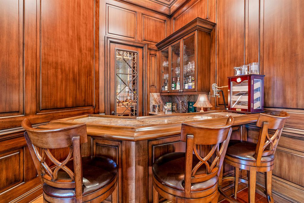 JUPITER HILLS VILLAGE PH I - Residential