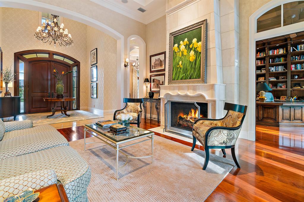 JUPITER HILLS VILLAGE PH I - Residential