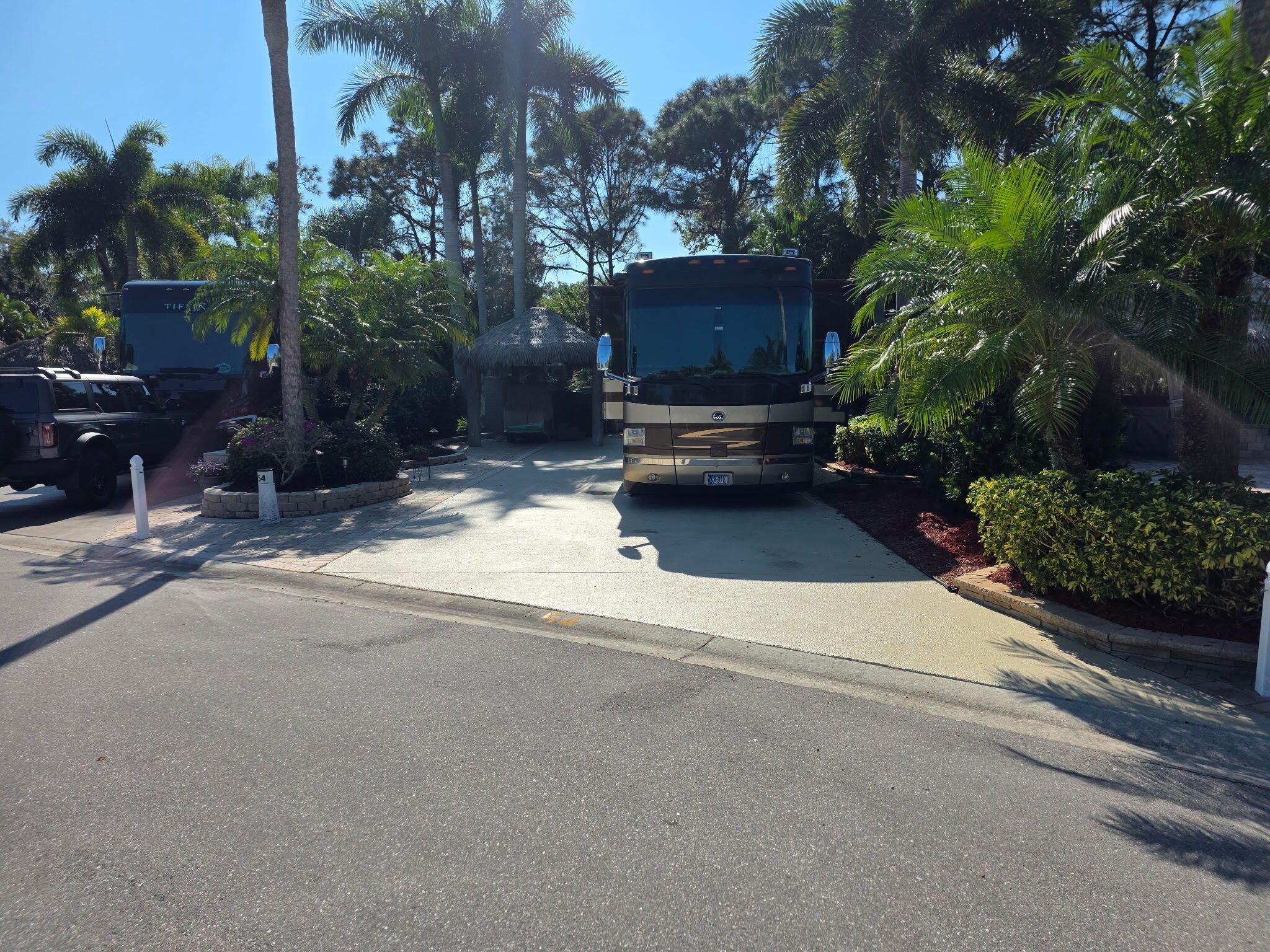 OUTDOOR RESORTS AT ST LUC - Land