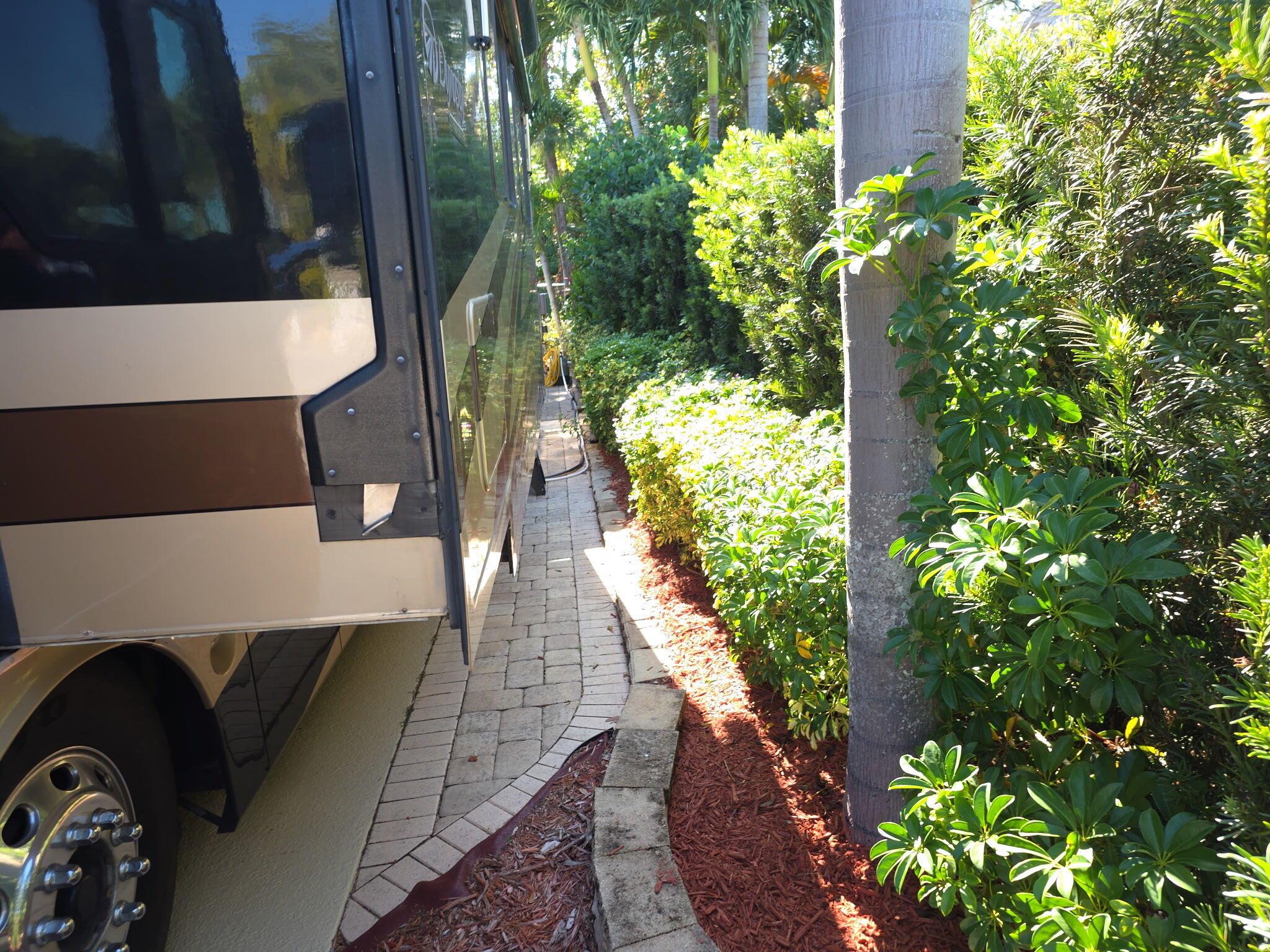 OUTDOOR RESORTS AT ST LUC - Land