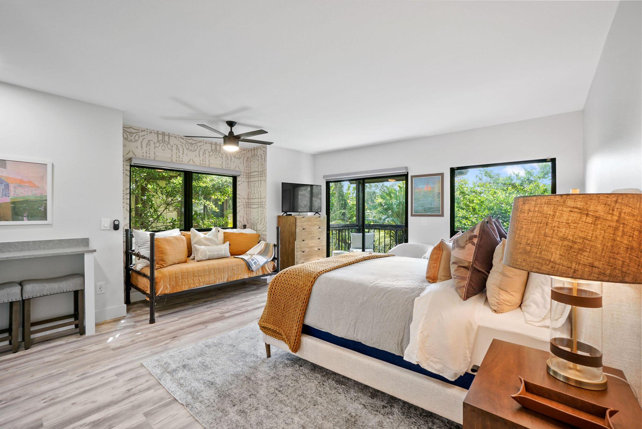 Welcome to this chic and efficiently designed studio located in the Palm Beach Polo Club that maximizes every inch of space, creating a small yet highly functional living environment. This thoughtfully crafted dwelling offers a cozy and practical home suited for individuals seeking comfort and convenience. Washer and Dryer in unit! Don't miss the opportunity to live in this newly renovated studio, perfectly positioned next to world-class equestrian venues. Embrace the thrill of the equestrian world while enjoying the comfort and style of a modern living space. Your dream of a luxurious and equestrian-inspired lifestyle starts here.