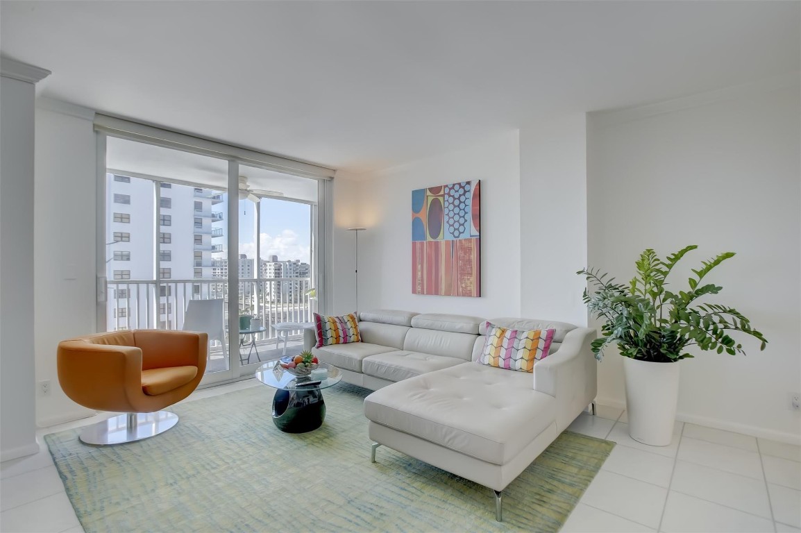 INTRACOASTAL TOWER CONDO - Residential