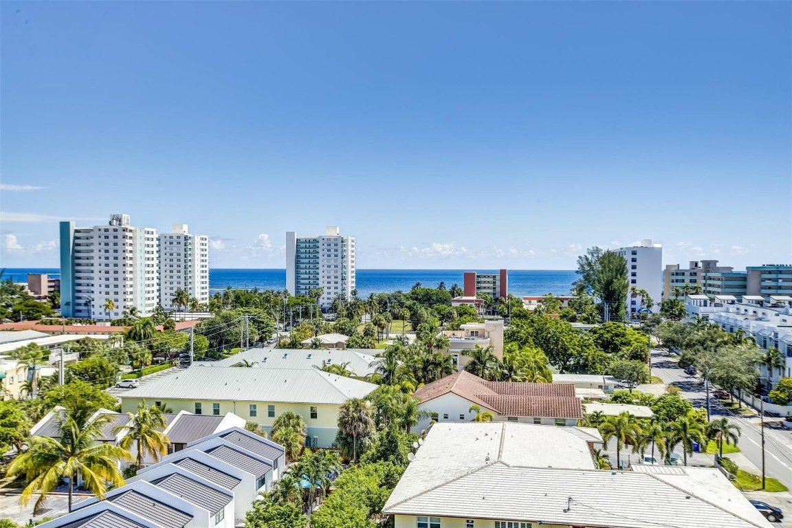 INTRACOASTAL TOWER CONDO - Residential