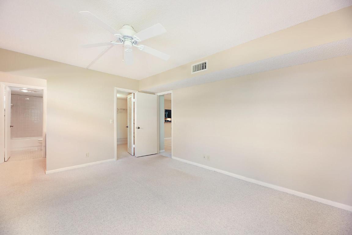 DELRAY OAKS CONDO - Residential