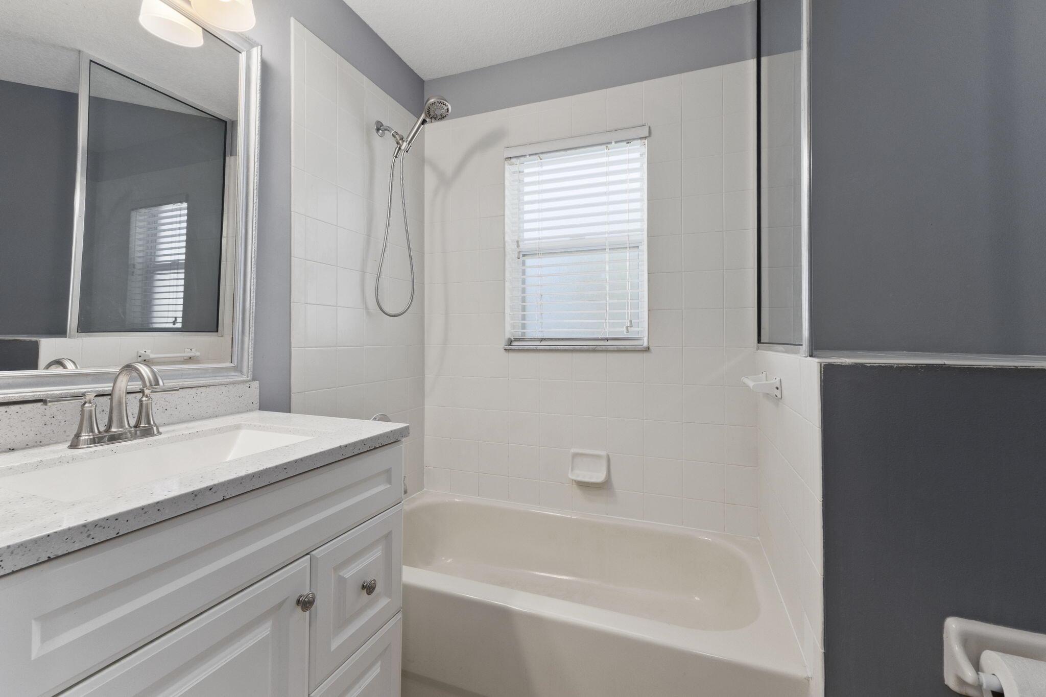 LAKEFOREST - Residential