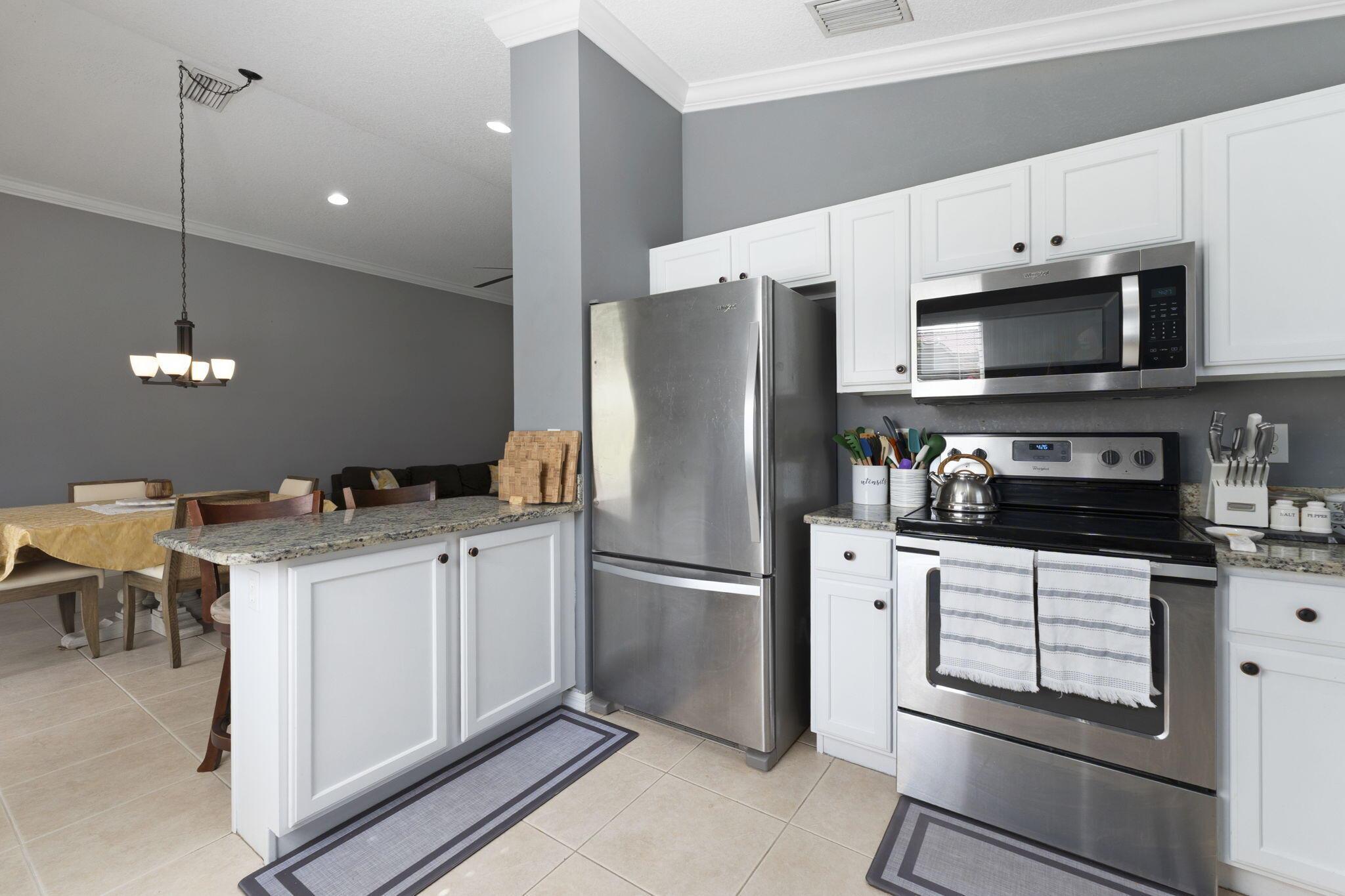 LAKEFOREST - Residential