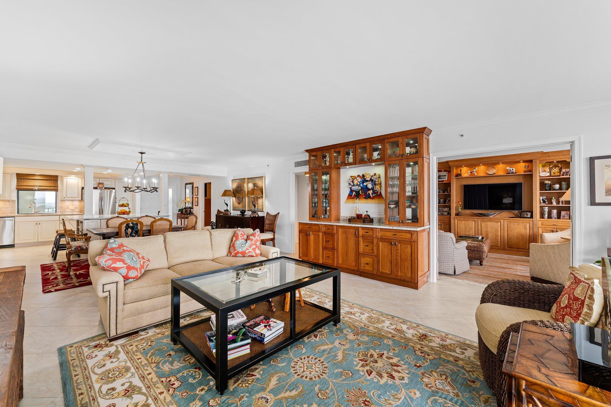 TEQUESTA TOWERS CONDO - Residential