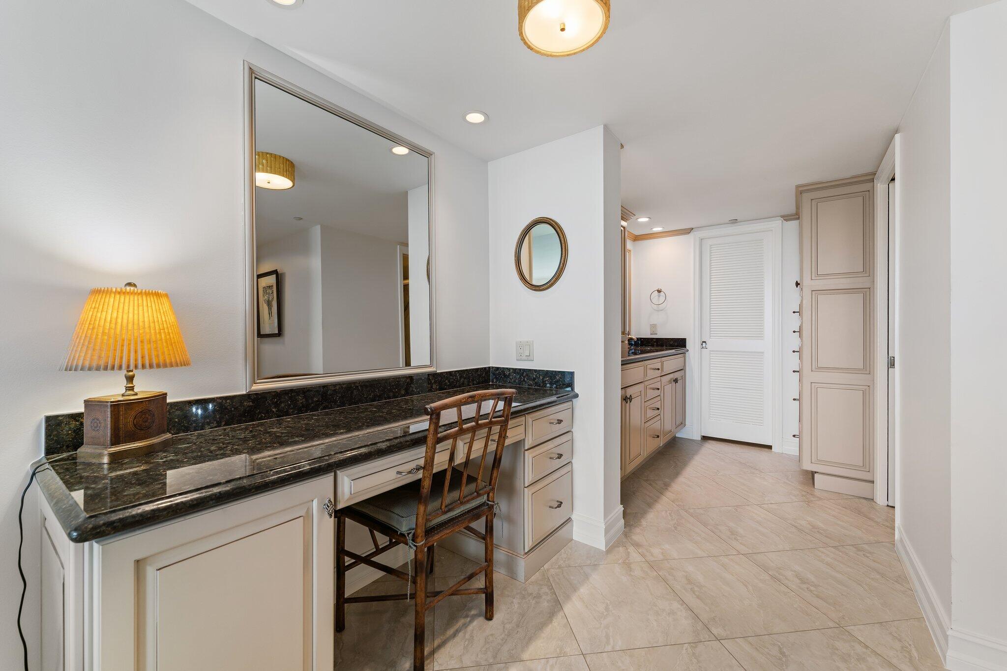 TEQUESTA TOWERS CONDO - Residential