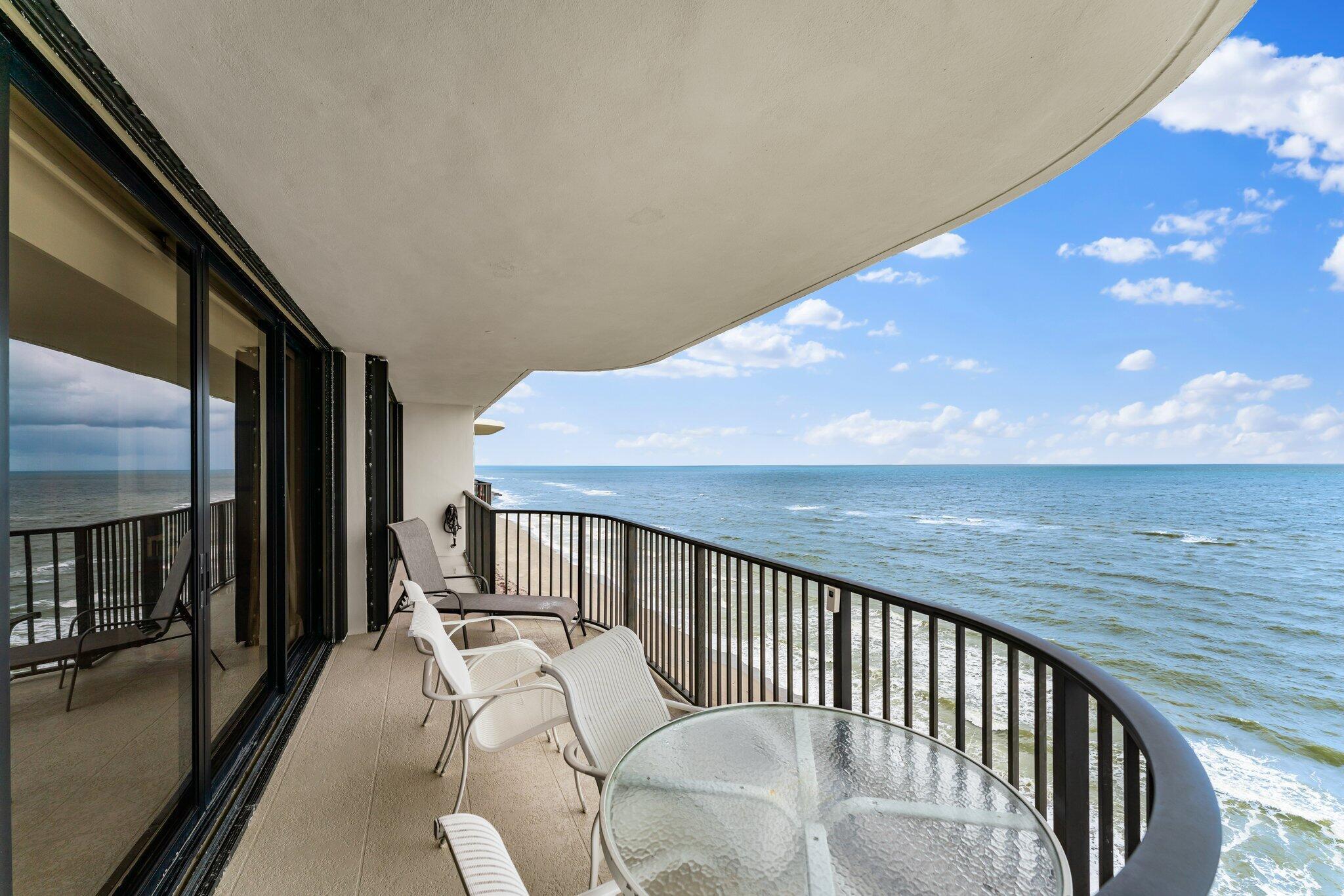 TEQUESTA TOWERS CONDO - Residential