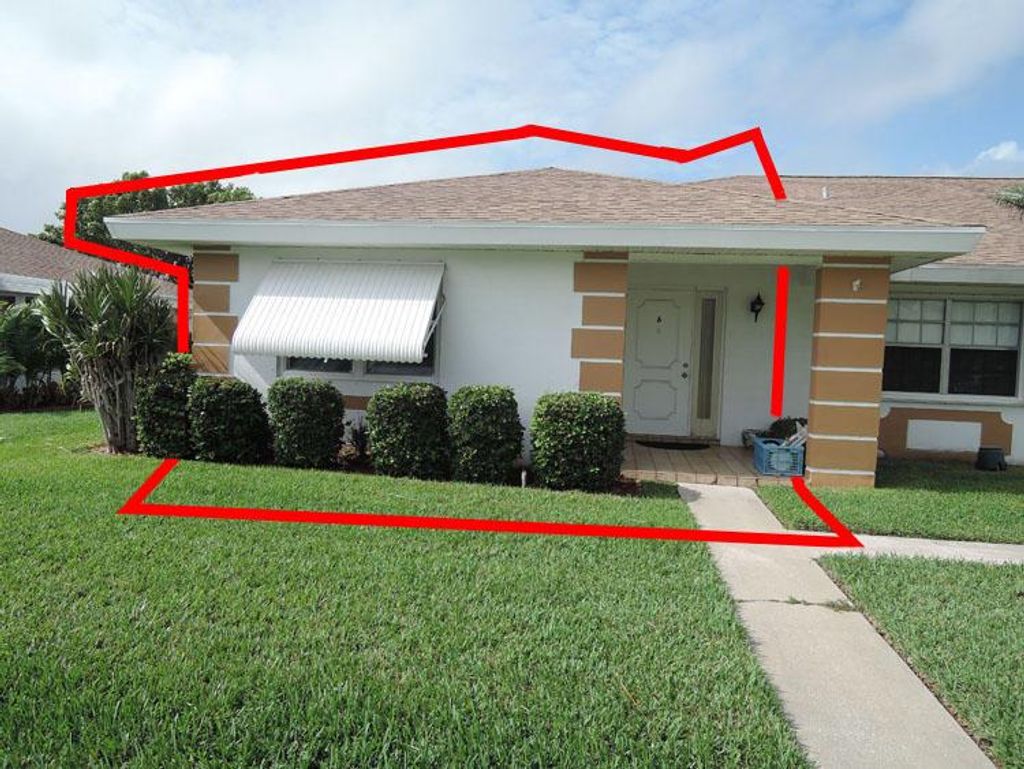 Photo of 521 Crooked Lake Lane #Apt A, Fort Pierce, FL 34982 (MLS # R10670321)