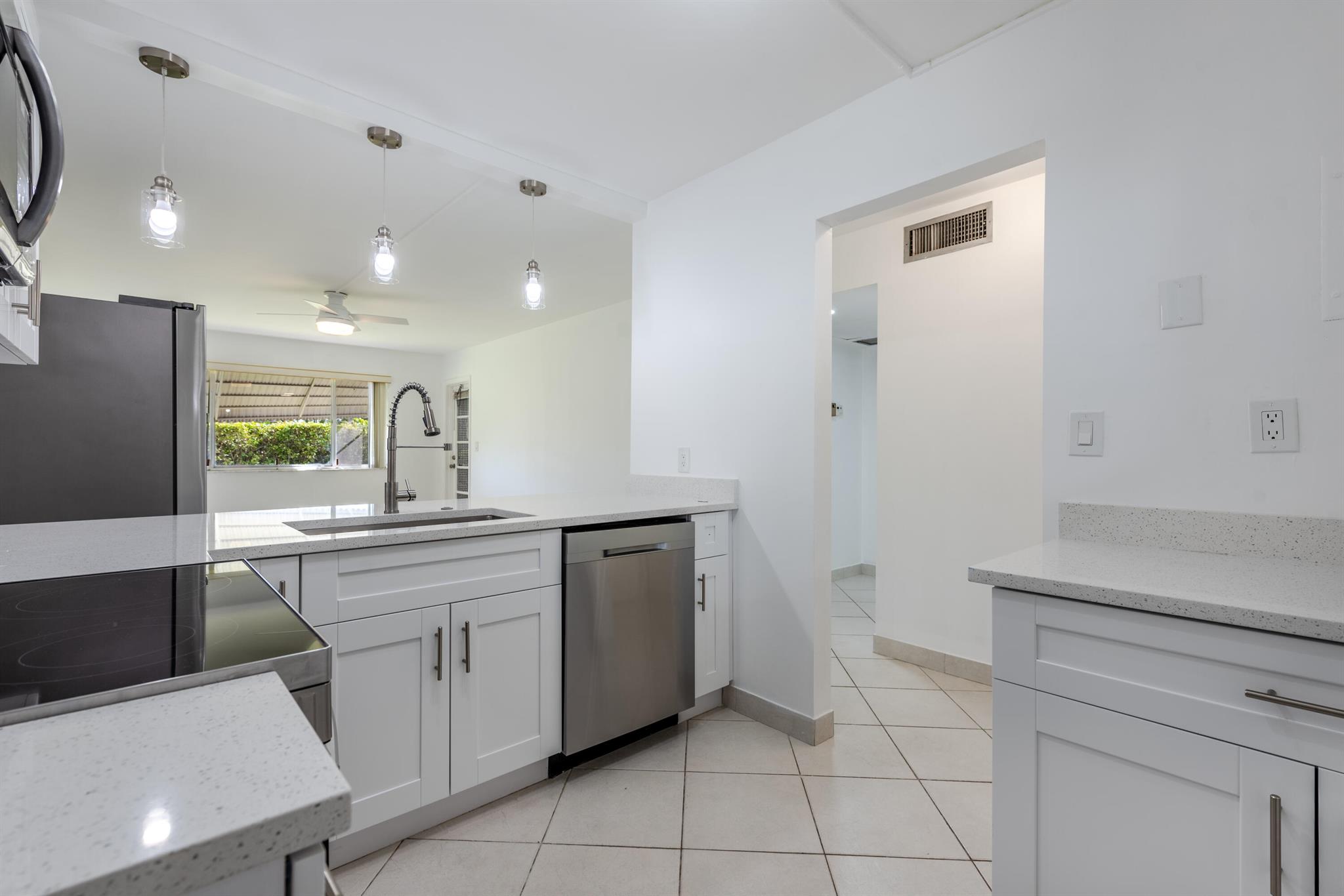 2991 Garden Drive S 106
