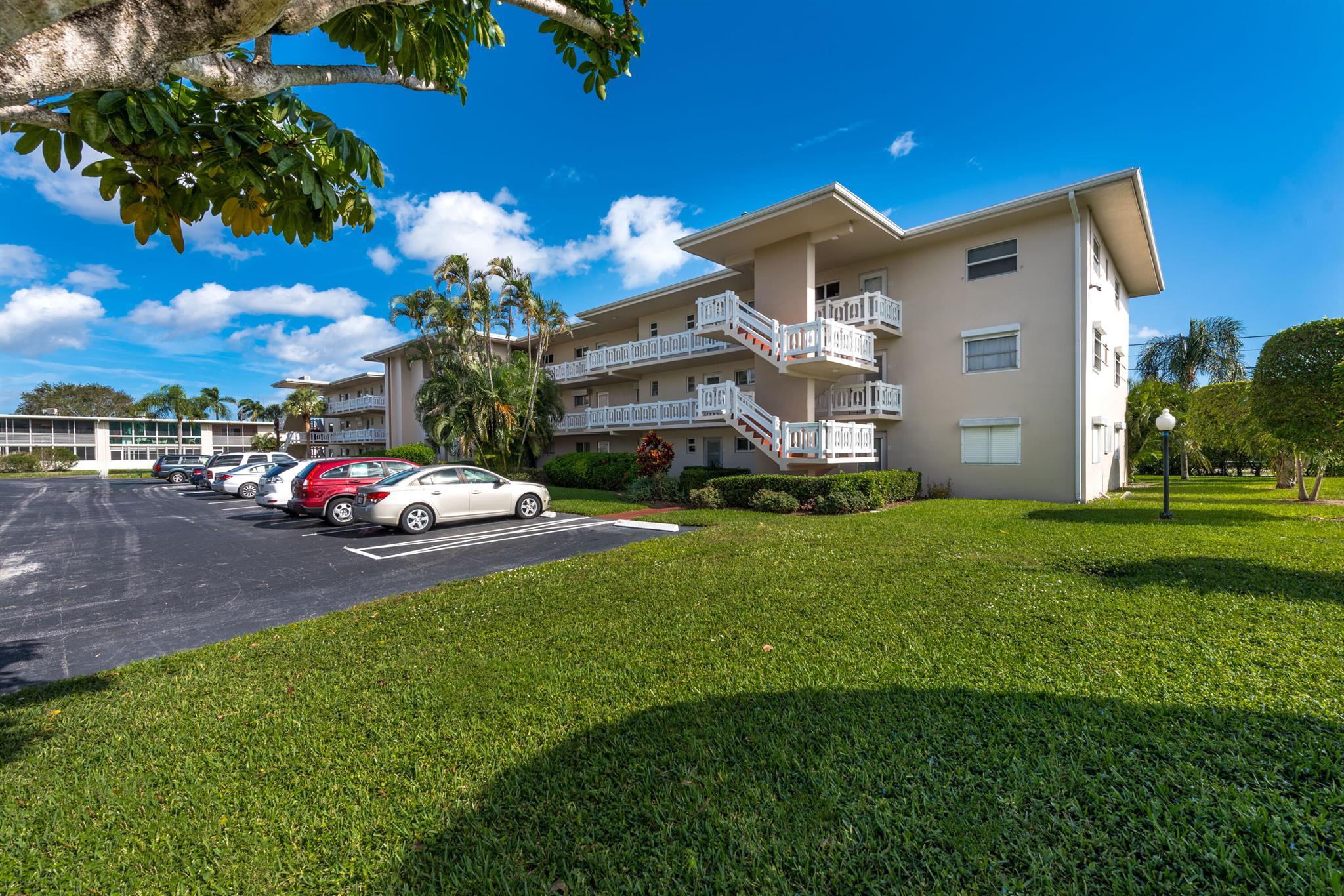 2991 Garden Drive S 106