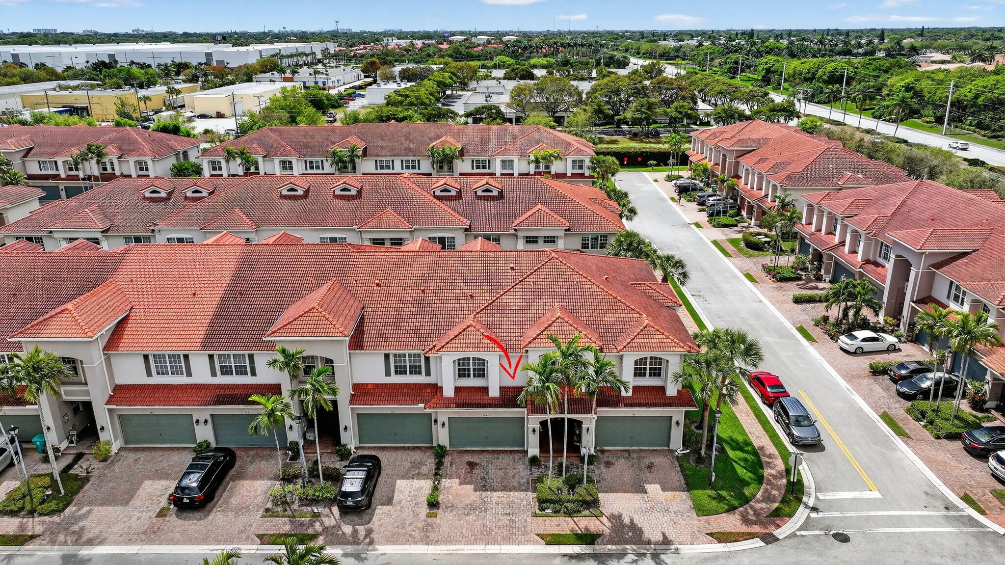 CARRIAGE POINTE TOWNHOMES PUD - Residential