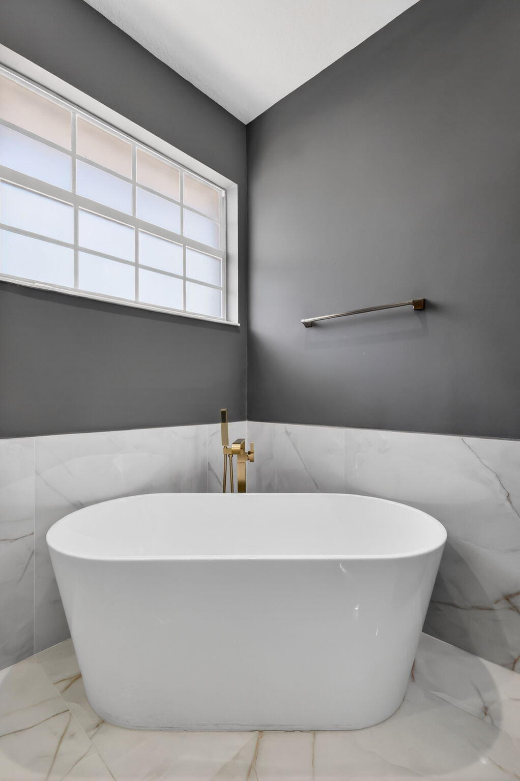 CARRIAGE POINTE TOWNHOMES PUD - Residential