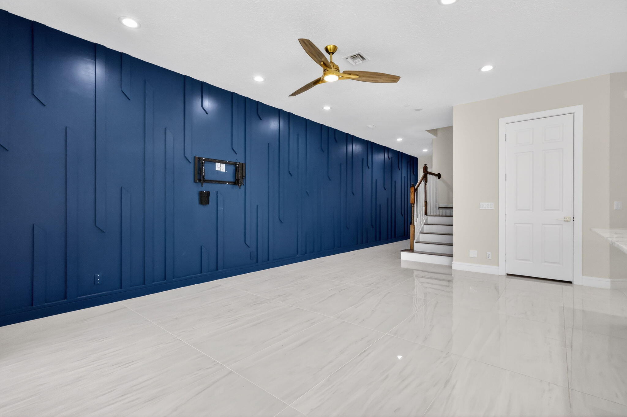 CARRIAGE POINTE TOWNHOMES PUD - Residential