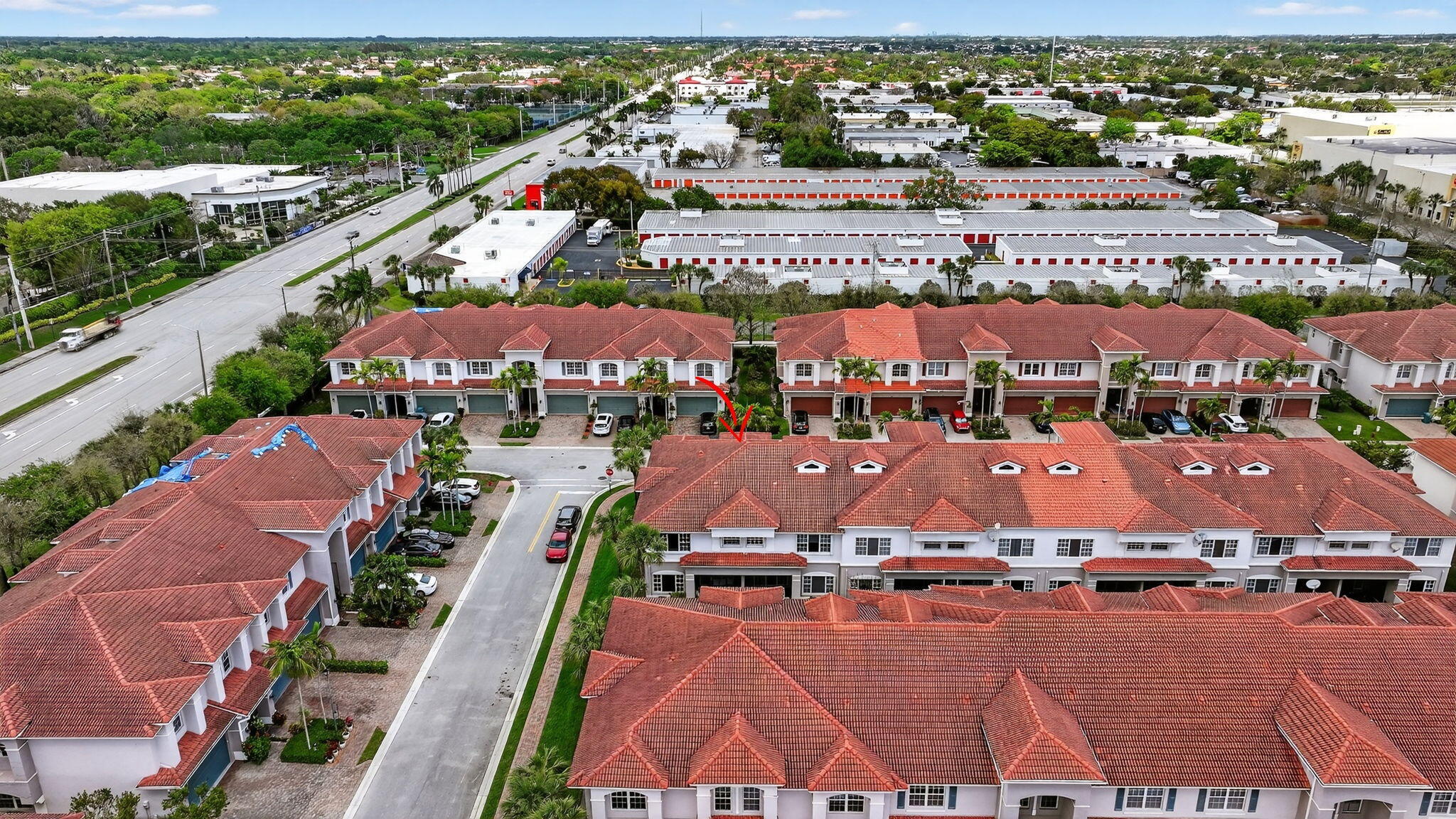 CARRIAGE POINTE TOWNHOMES PUD - Residential