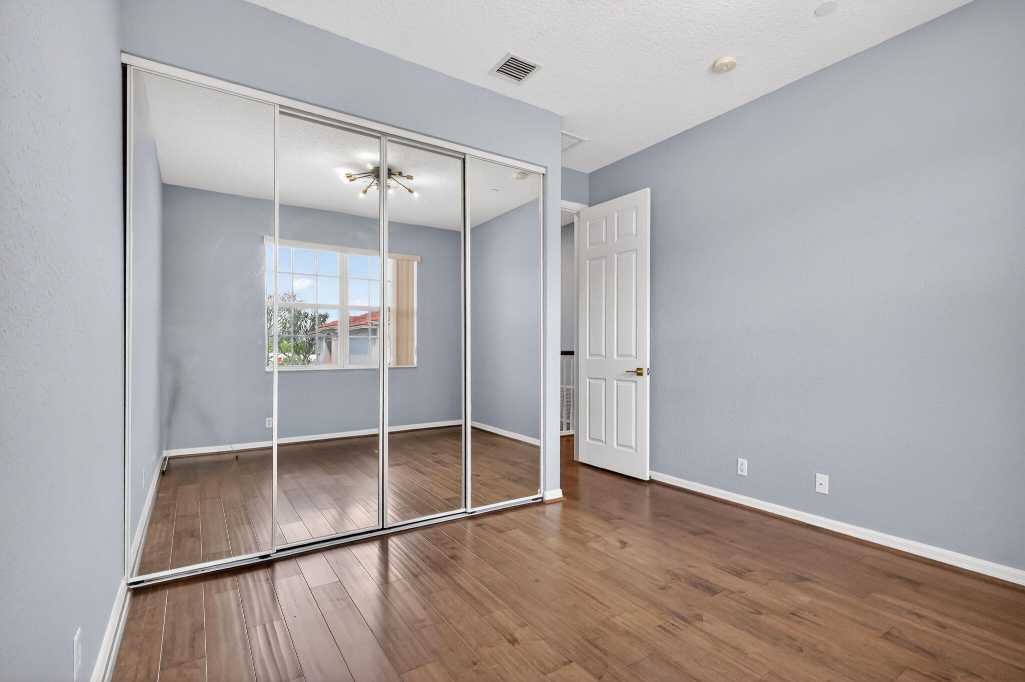 CARRIAGE POINTE TOWNHOMES PUD - Residential