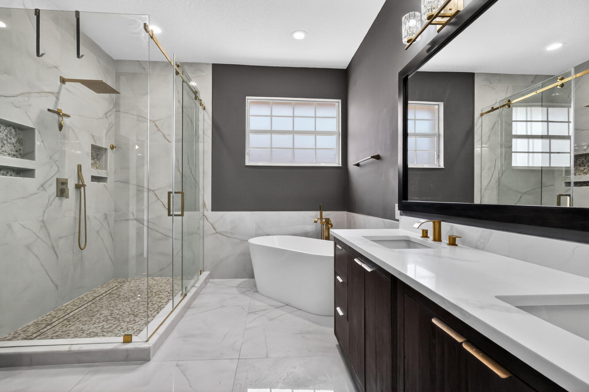 CARRIAGE POINTE TOWNHOMES PUD - Residential