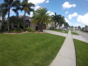 GRAND ISLES - Residential Lease