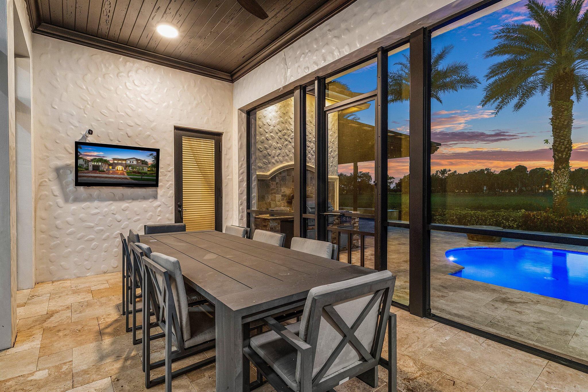 PARKLAND GOLF AND COUNTRY - Residential