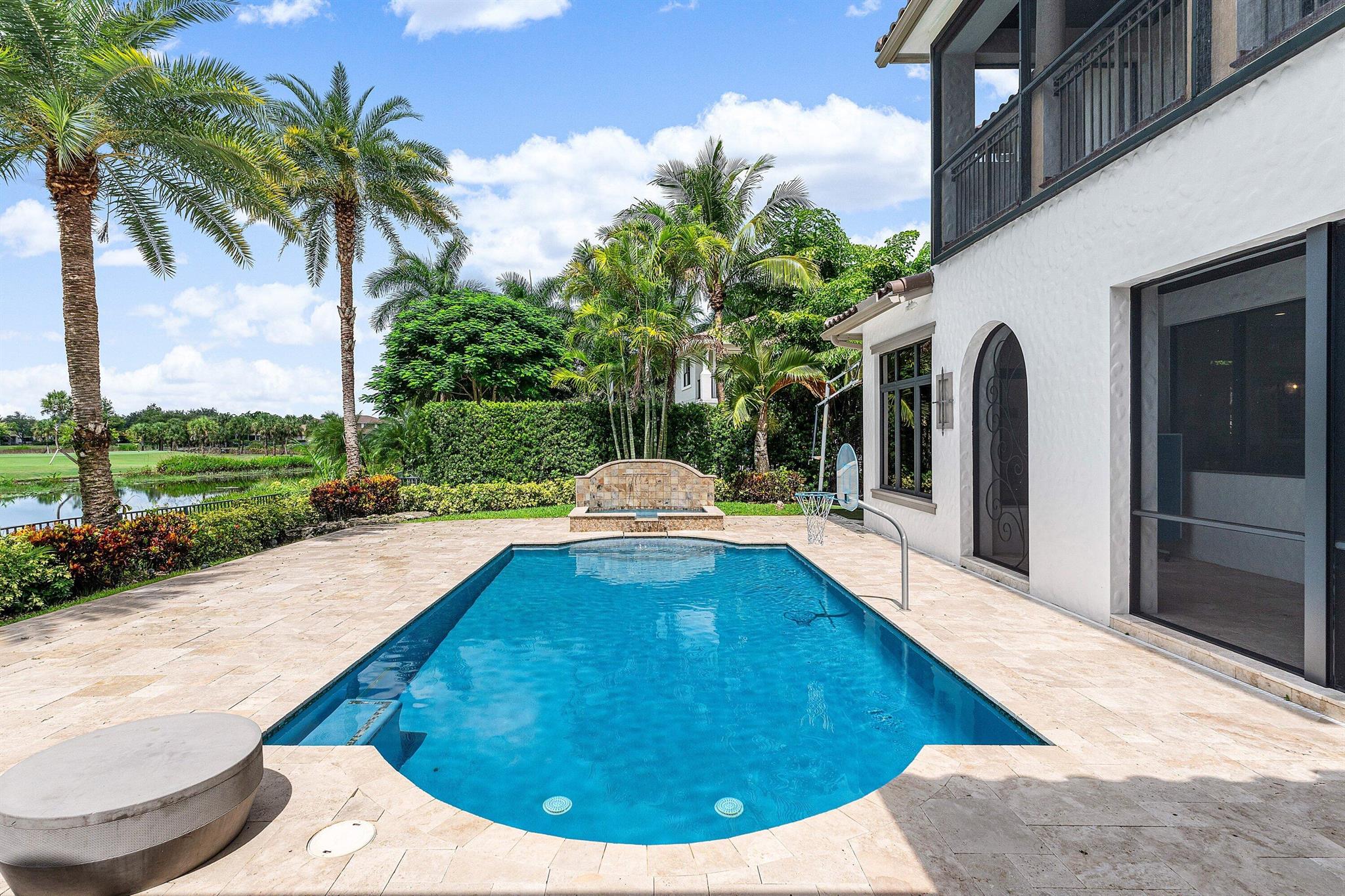 PARKLAND GOLF AND COUNTRY - Residential
