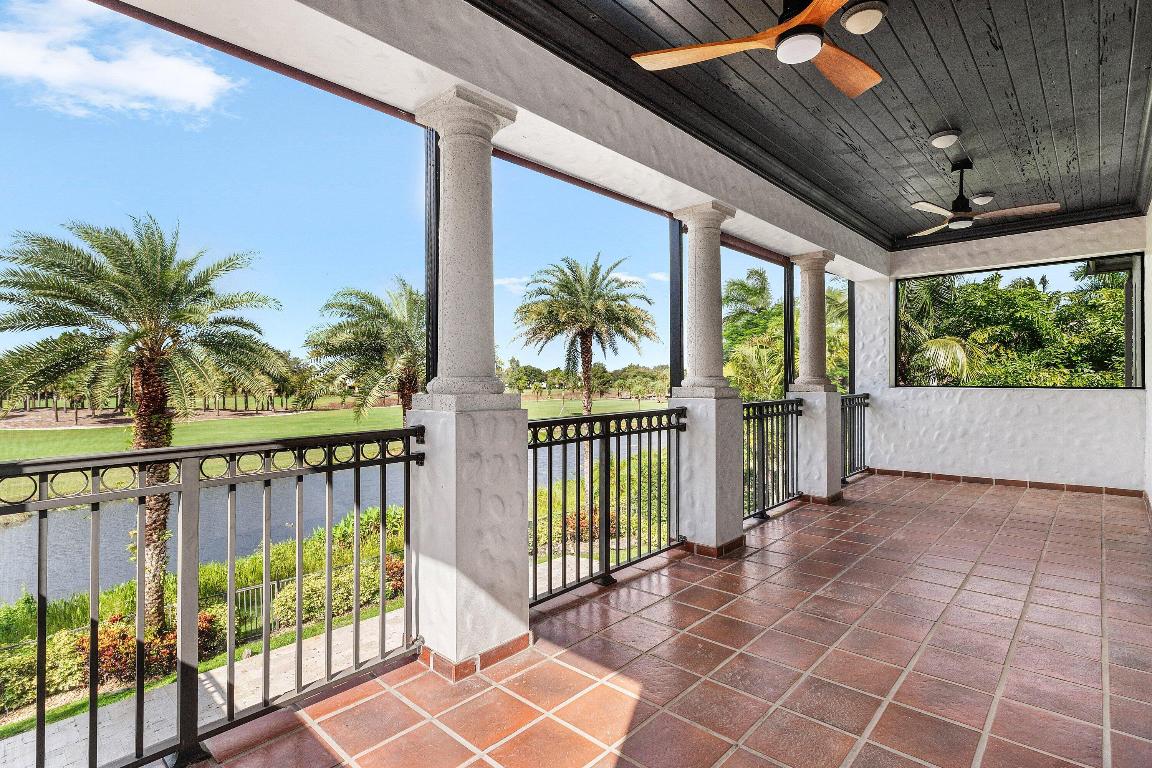 PARKLAND GOLF AND COUNTRY CLUB - Residential