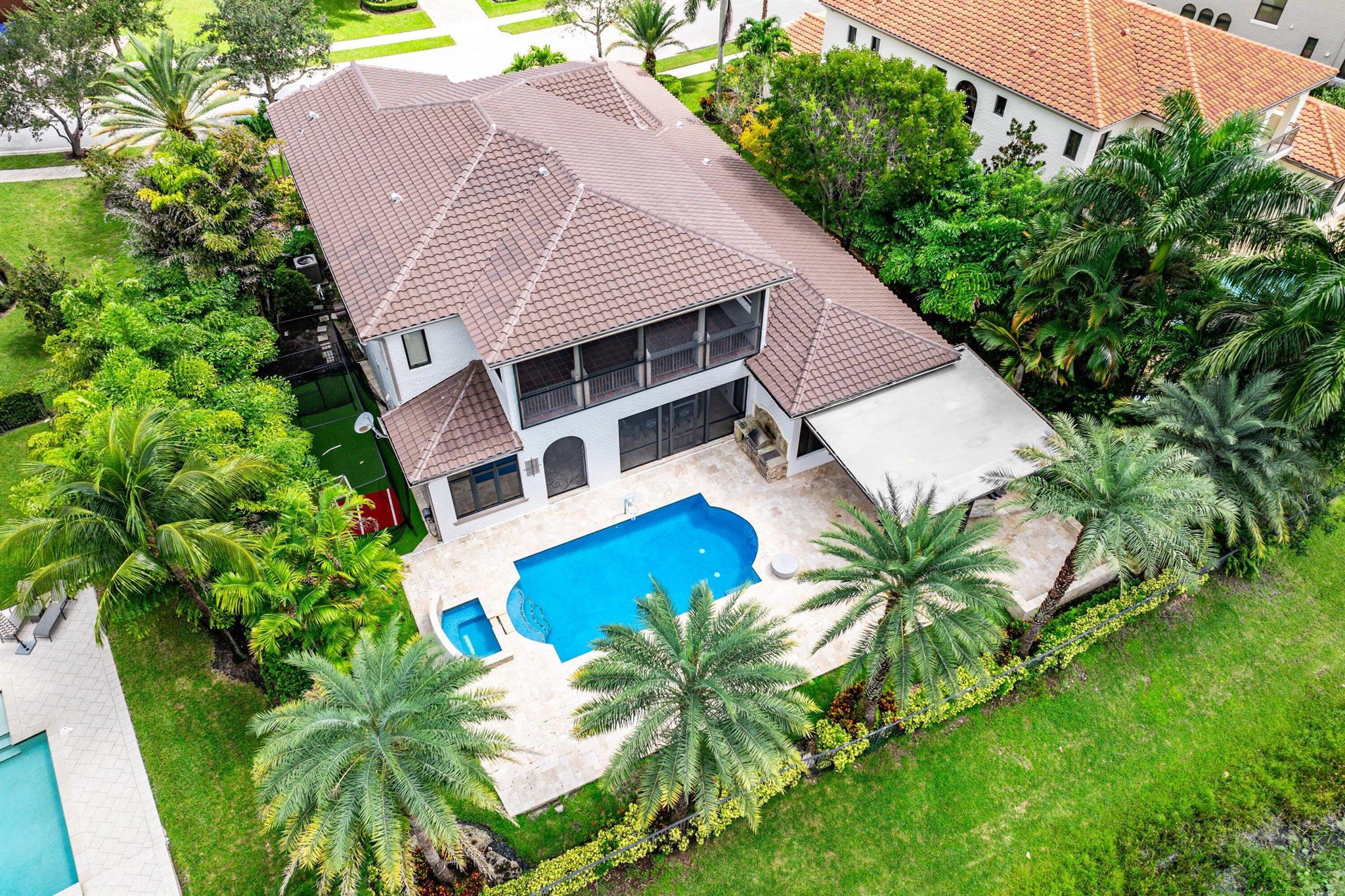 PARKLAND GOLF AND COUNTRY - Residential