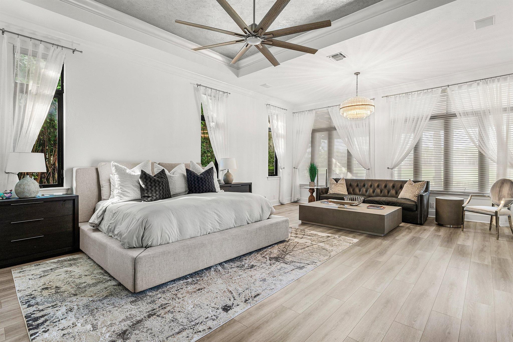 PARKLAND GOLF AND COUNTRY - Residential