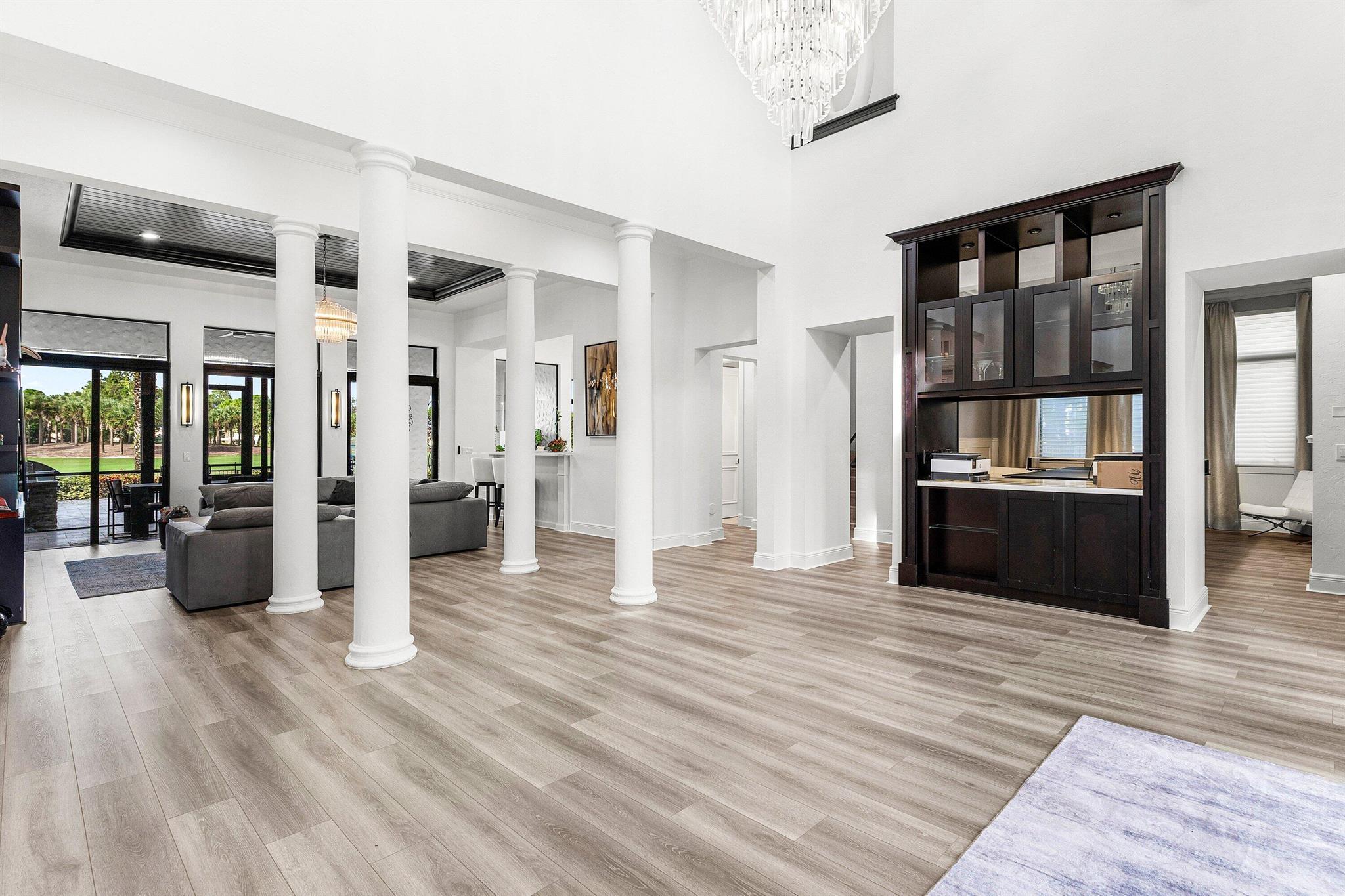 PARKLAND GOLF AND COUNTRY - Residential