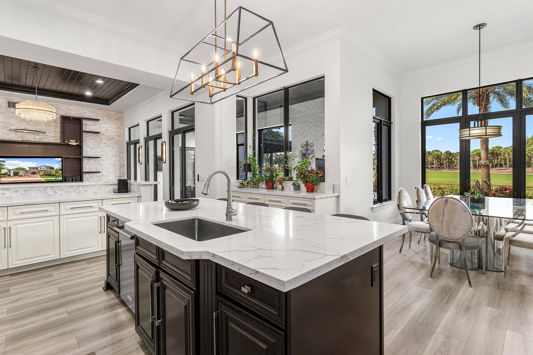 PARKLAND GOLF AND COUNTRY - Residential