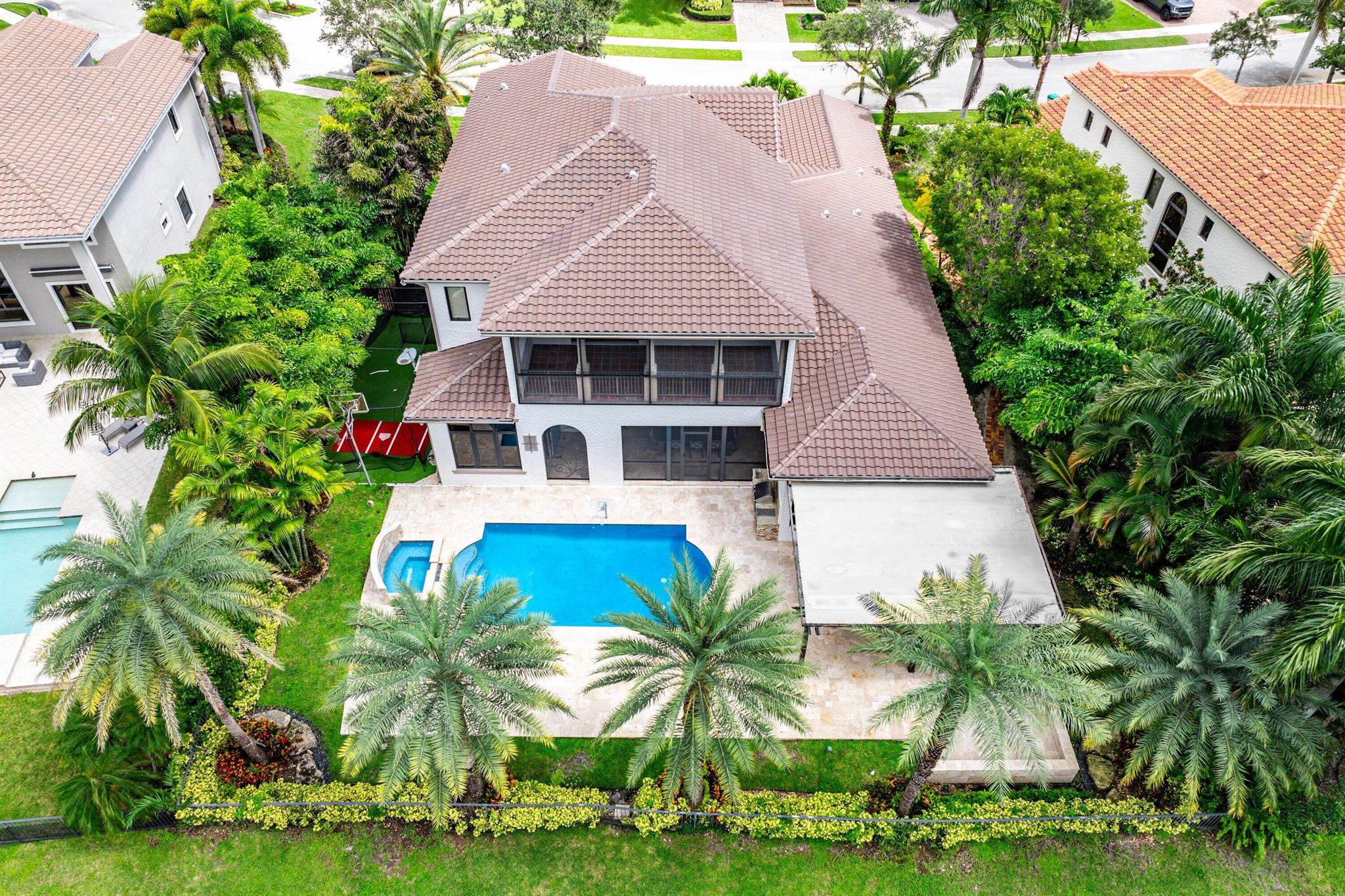 PARKLAND GOLF AND COUNTRY - Residential