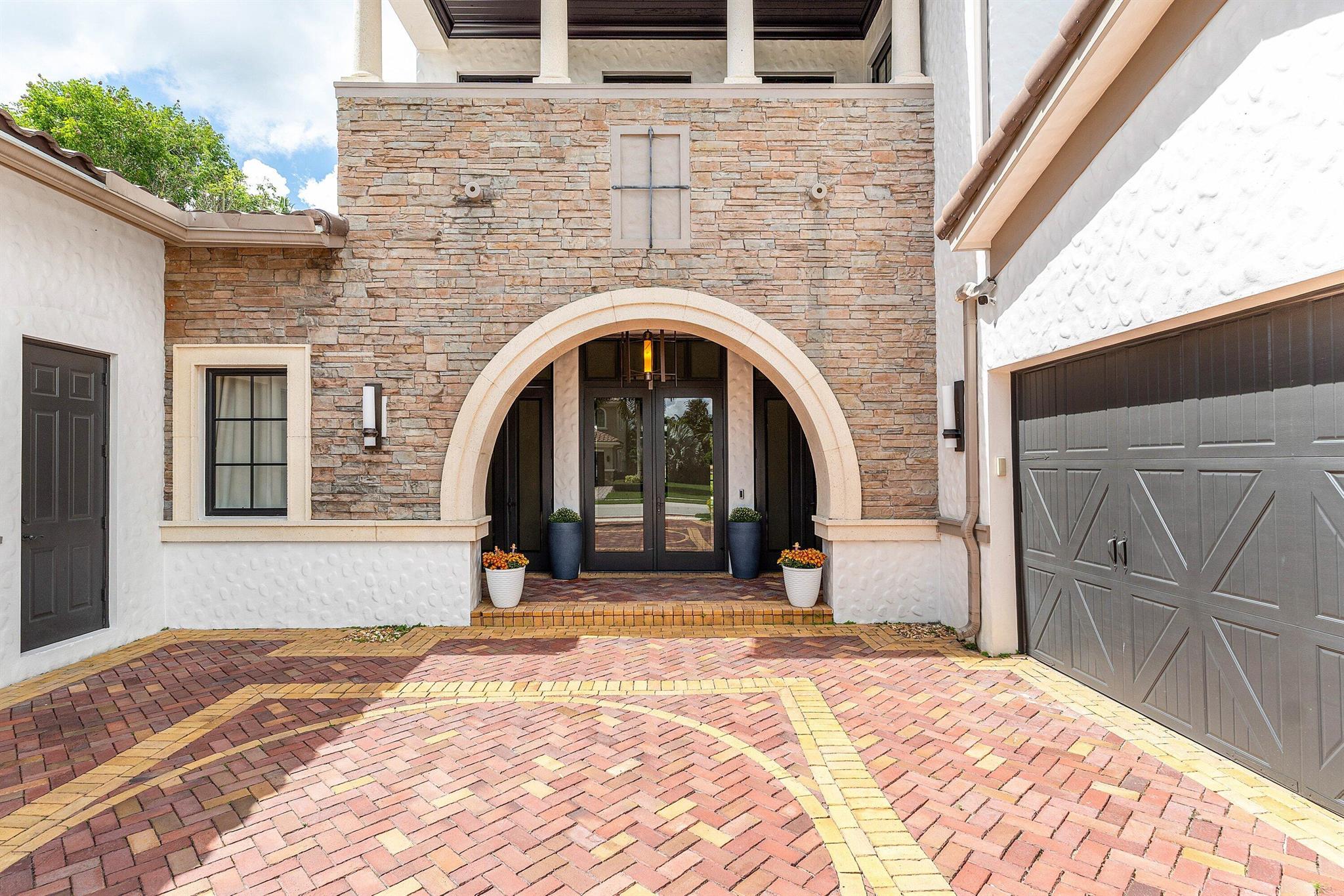 PARKLAND GOLF AND COUNTRY - Residential
