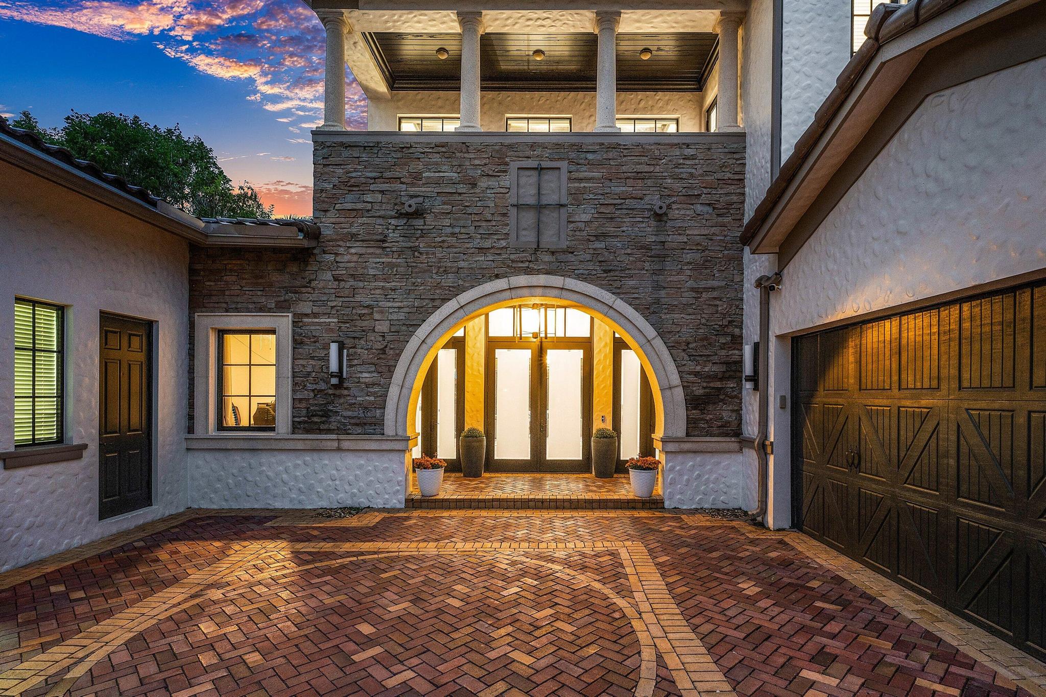 PARKLAND GOLF AND COUNTRY - Residential