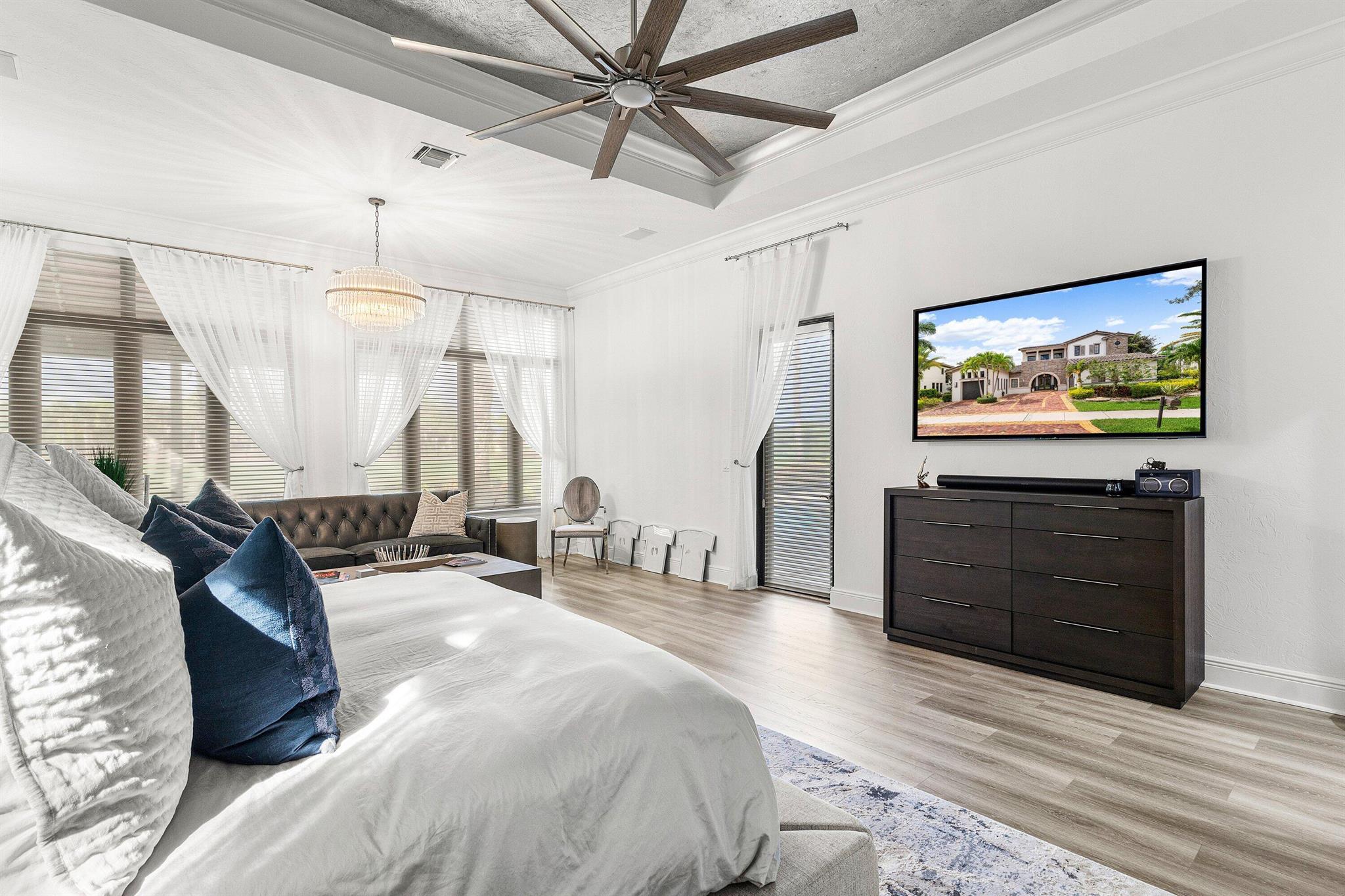PARKLAND GOLF AND COUNTRY - Residential