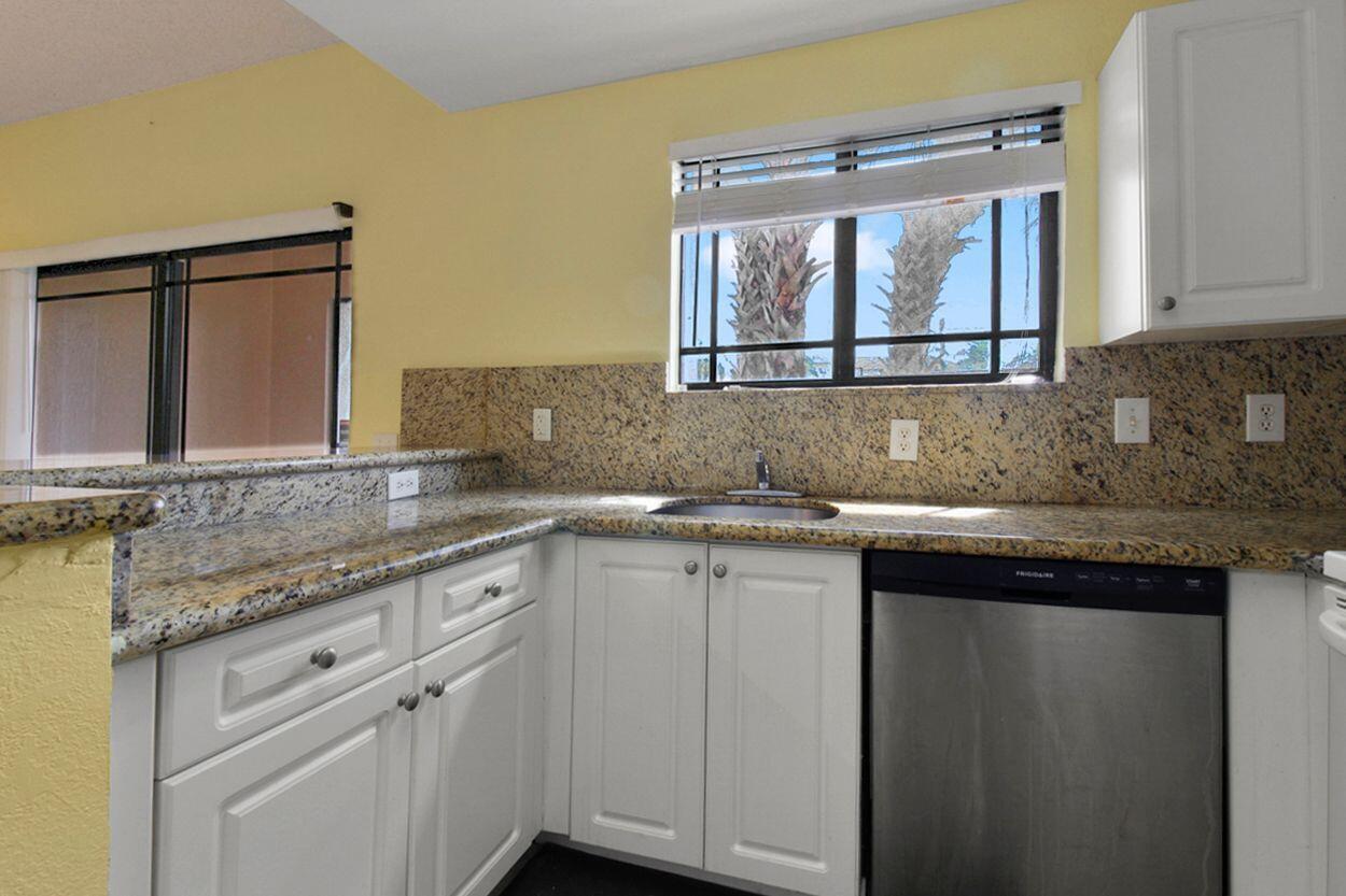 SAN MATERA THE GARDENS CONDO - Residential