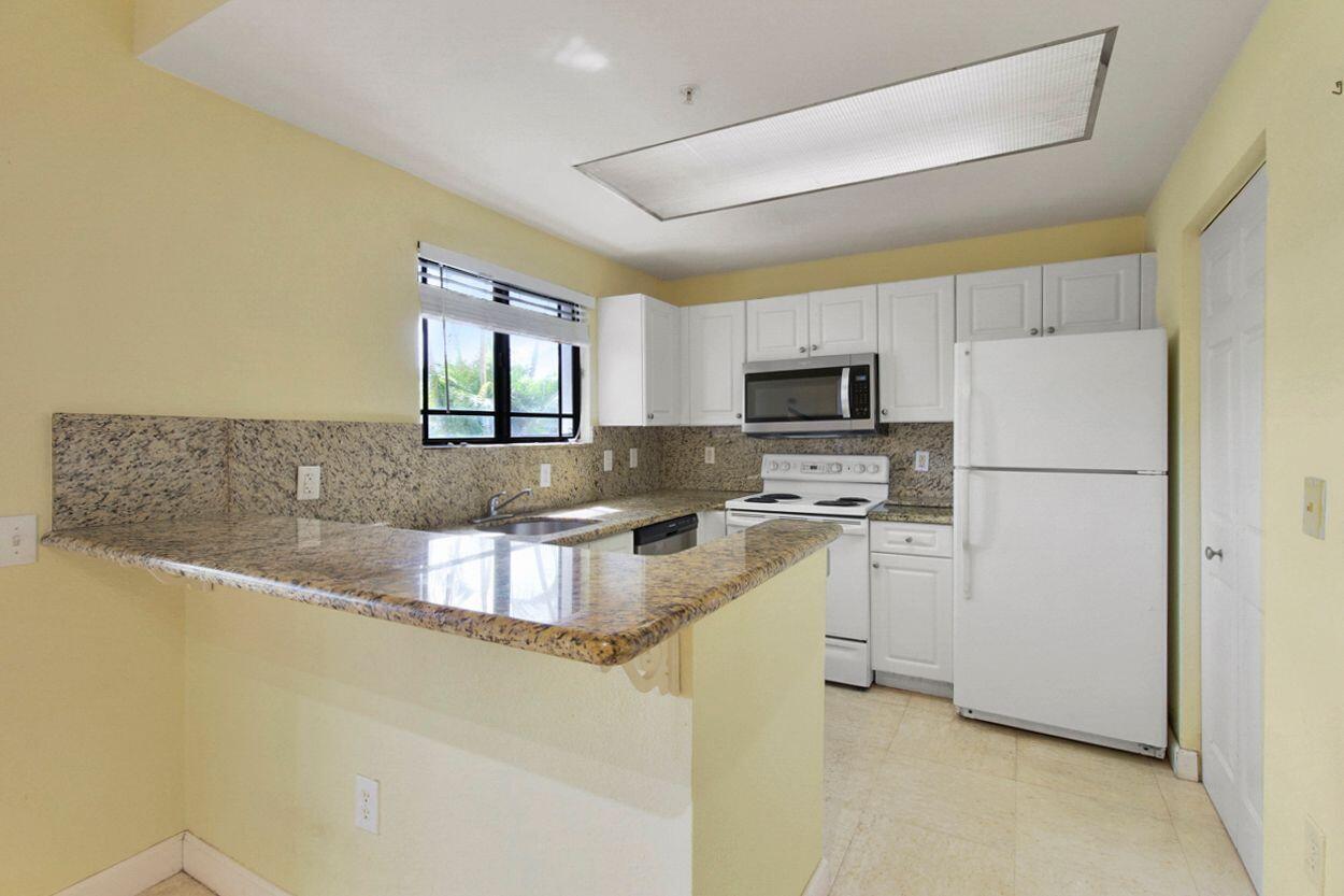 SAN MATERA THE GARDENS CONDO - Residential