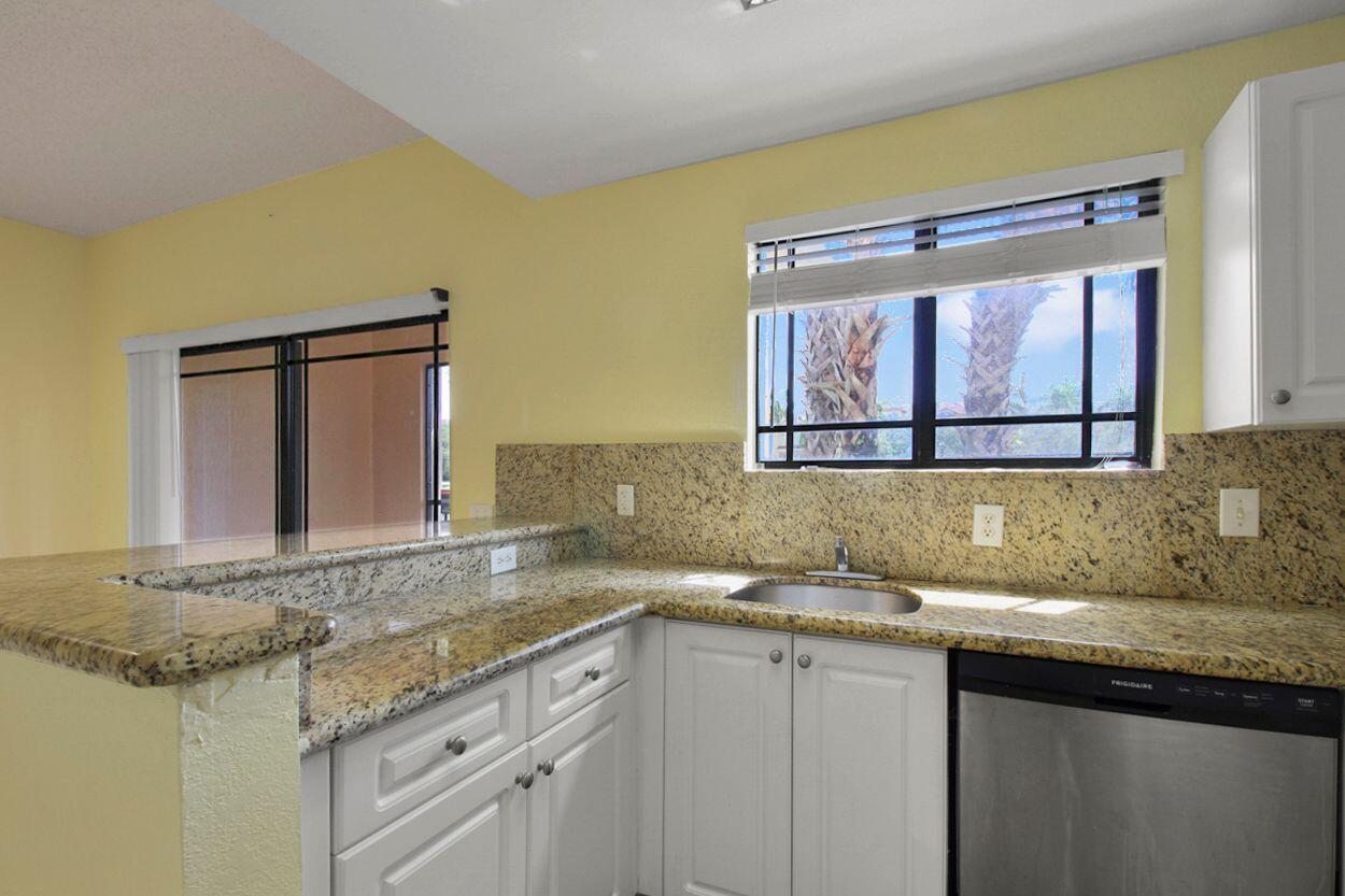 SAN MATERA THE GARDENS CONDO - Residential