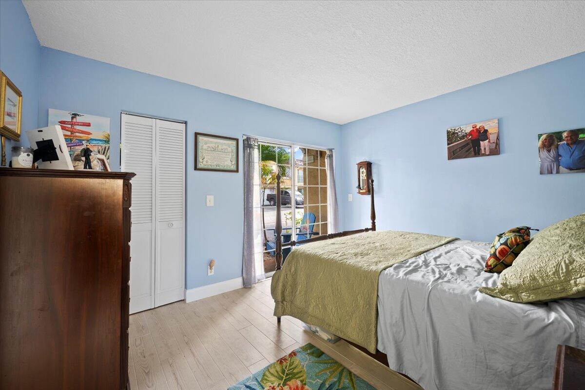 BAY REACH CONDO - Residential