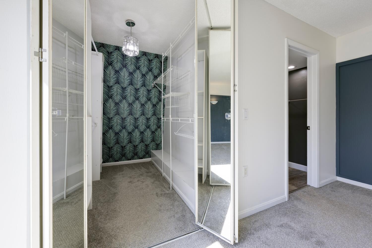 SANDALWOOD ESTATES - Residential Lease