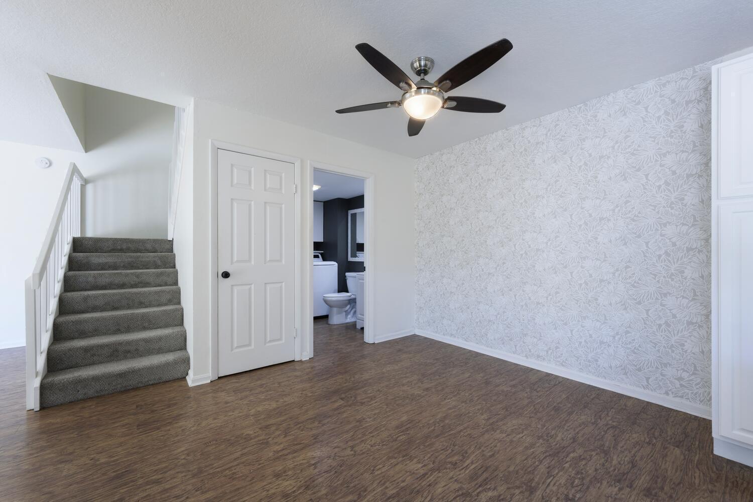 SANDALWOOD ESTATES - Residential Lease