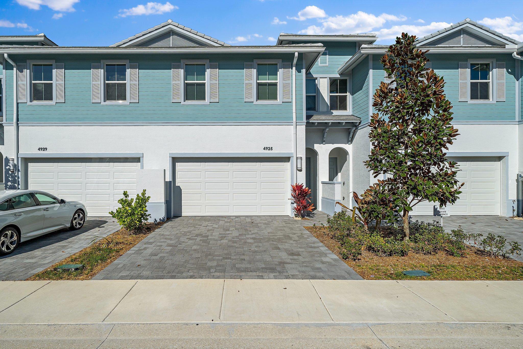 POINTE MIDTOWN - Residential Lease