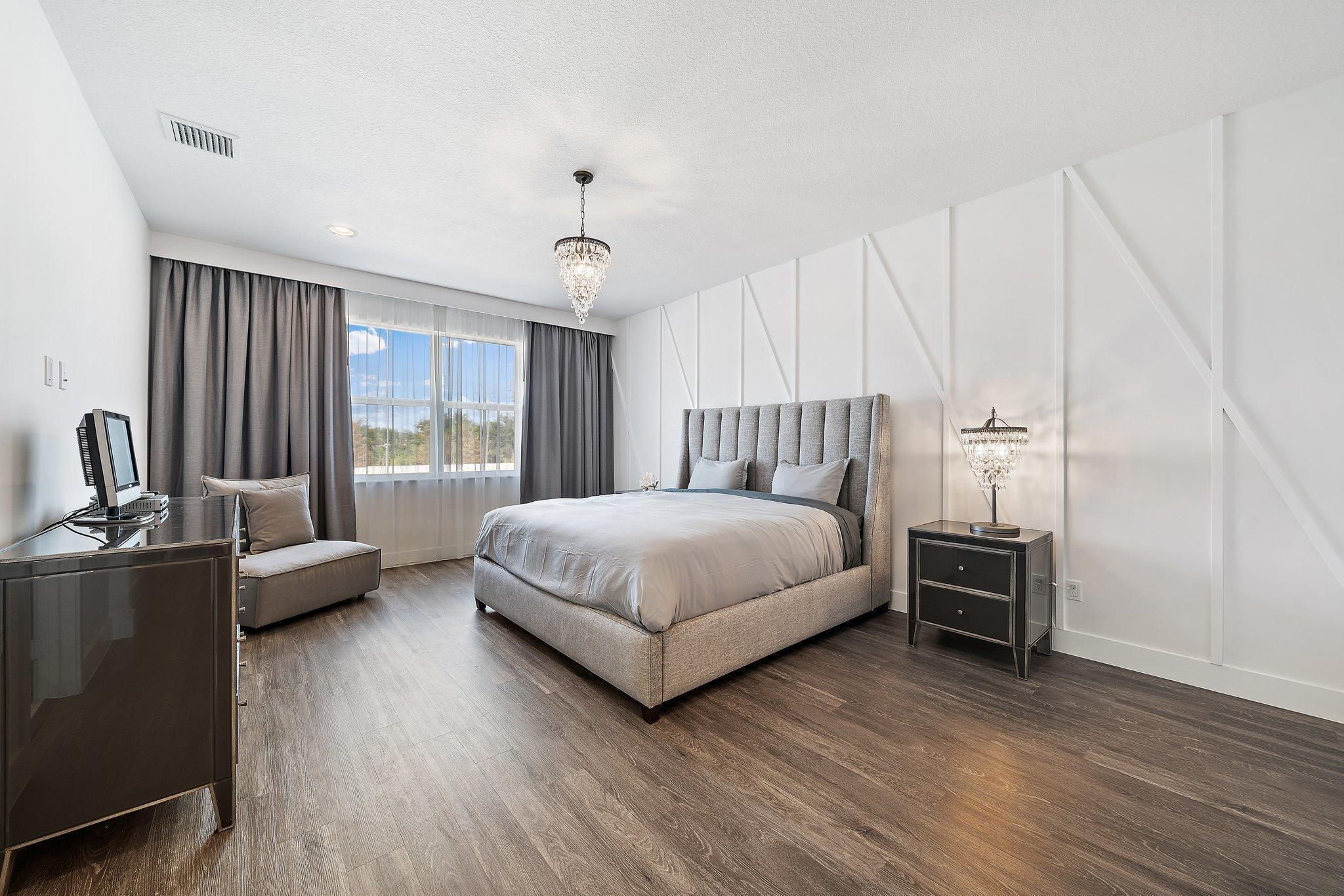 POINTE MIDTOWN - Residential Lease