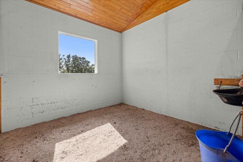 Tiny photo for 11140 NW 160th Avenue, Morriston, FL 32668 (MLS # B26090712)