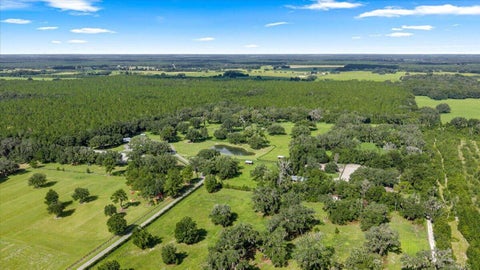 Tiny photo for 11140 NW 160th Avenue, Morriston, FL 32668 (MLS # B26090712)
