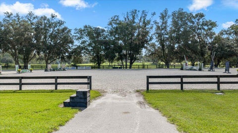 Tiny photo for 11140 NW 160th Avenue, Morriston, FL 32668 (MLS # B26090712)